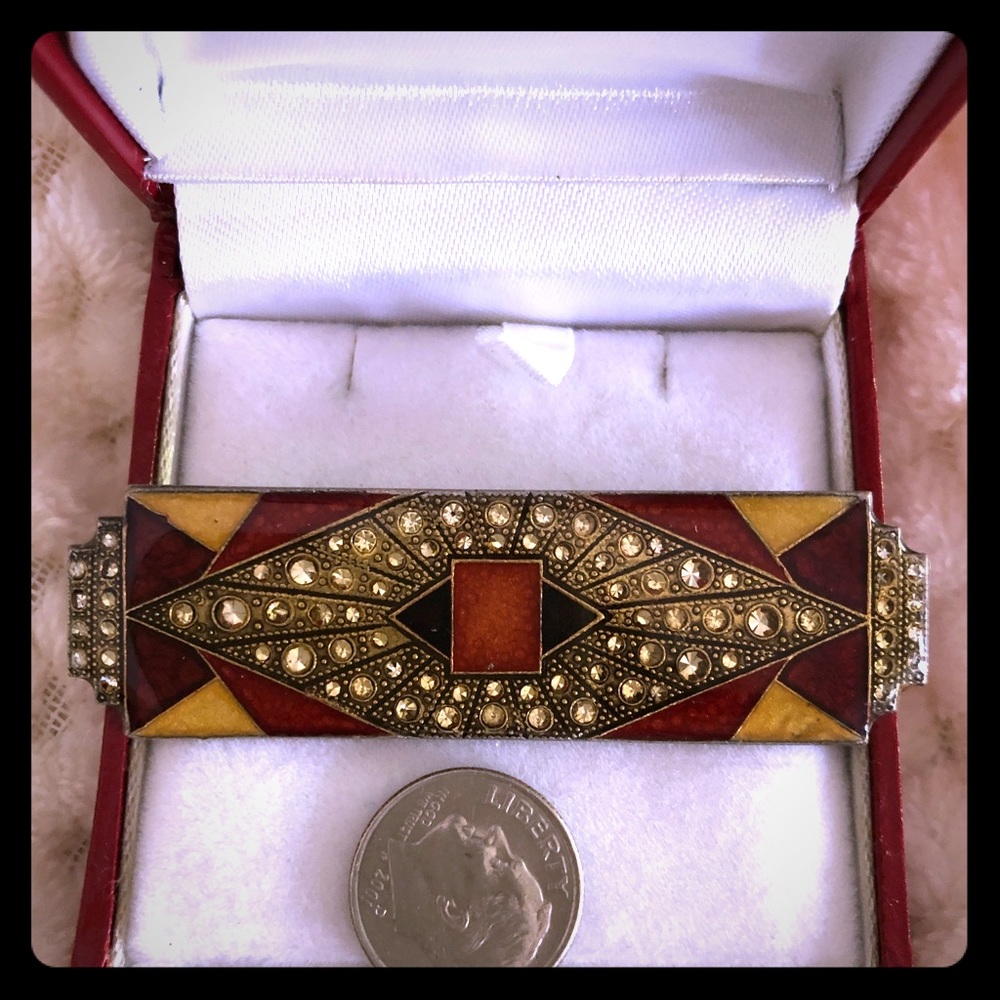 Spectacular Art Deco brooch